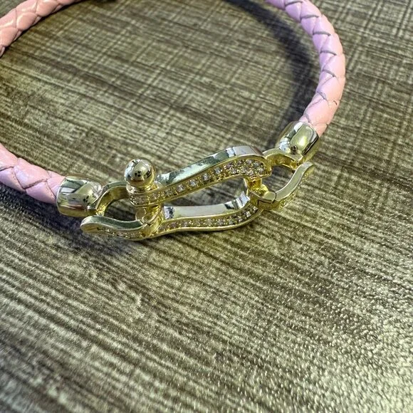 Pink Braided Leather Bracelet with Diamond-Encrusted Gold Clasp - Picture 5 of 8